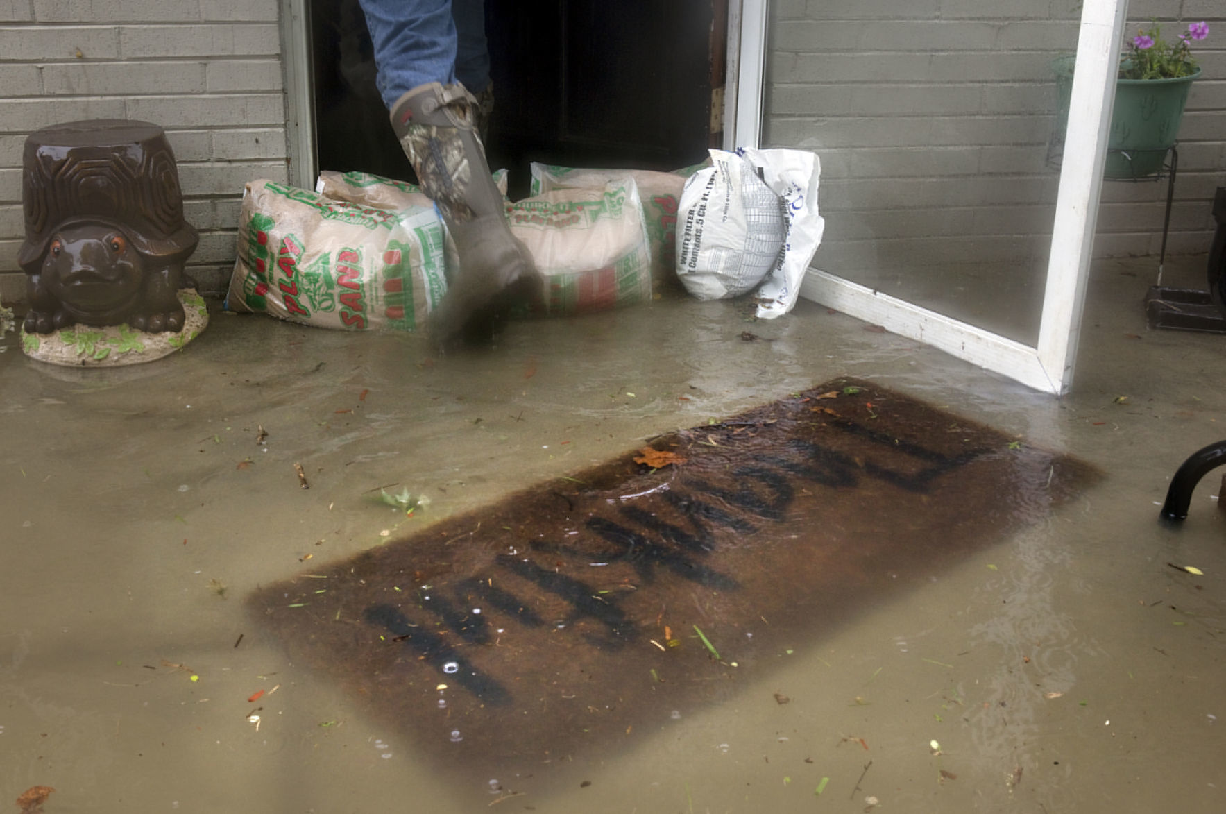 hr floodingSE 052120 p04